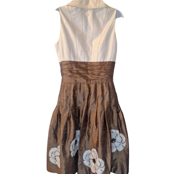 Kay Unger brown , champagne silk dress with floral button accent size 10 - Picture 5 of 10
